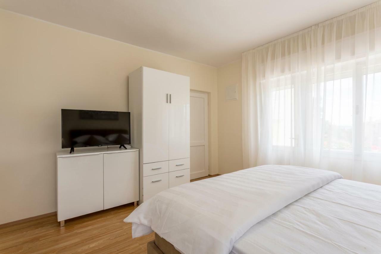 Mise Luxury Apartments Kastela Dış mekan fotoğraf