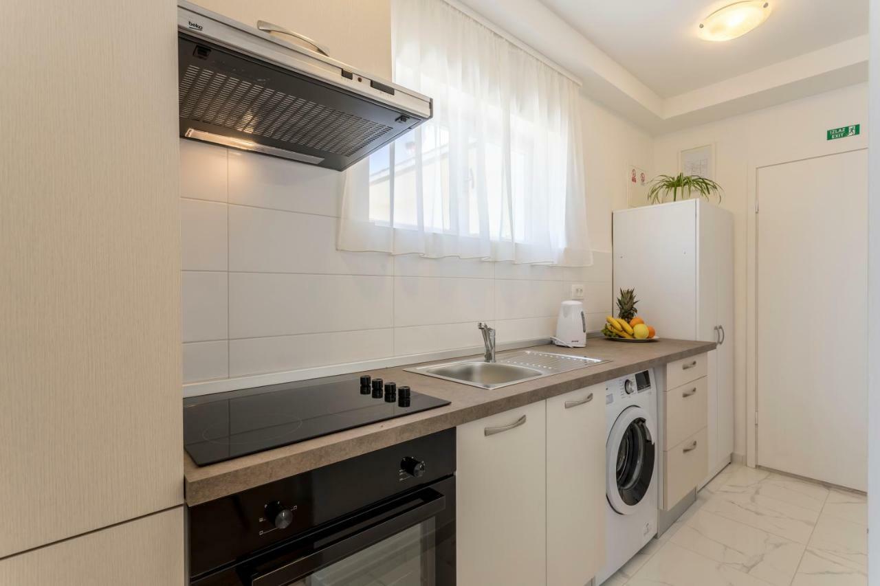 Mise Luxury Apartments Kastela Dış mekan fotoğraf